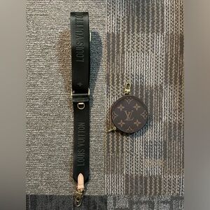 Louis Vuitton Multi Pouchette Accessoires Coin Purse and Crossbody Strap
